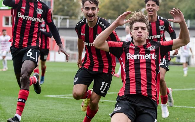 勒沃库森翻盘国际米兰,托尼惊艳四座 勒沃库森翻盘国际米兰,托尼惊艳四座