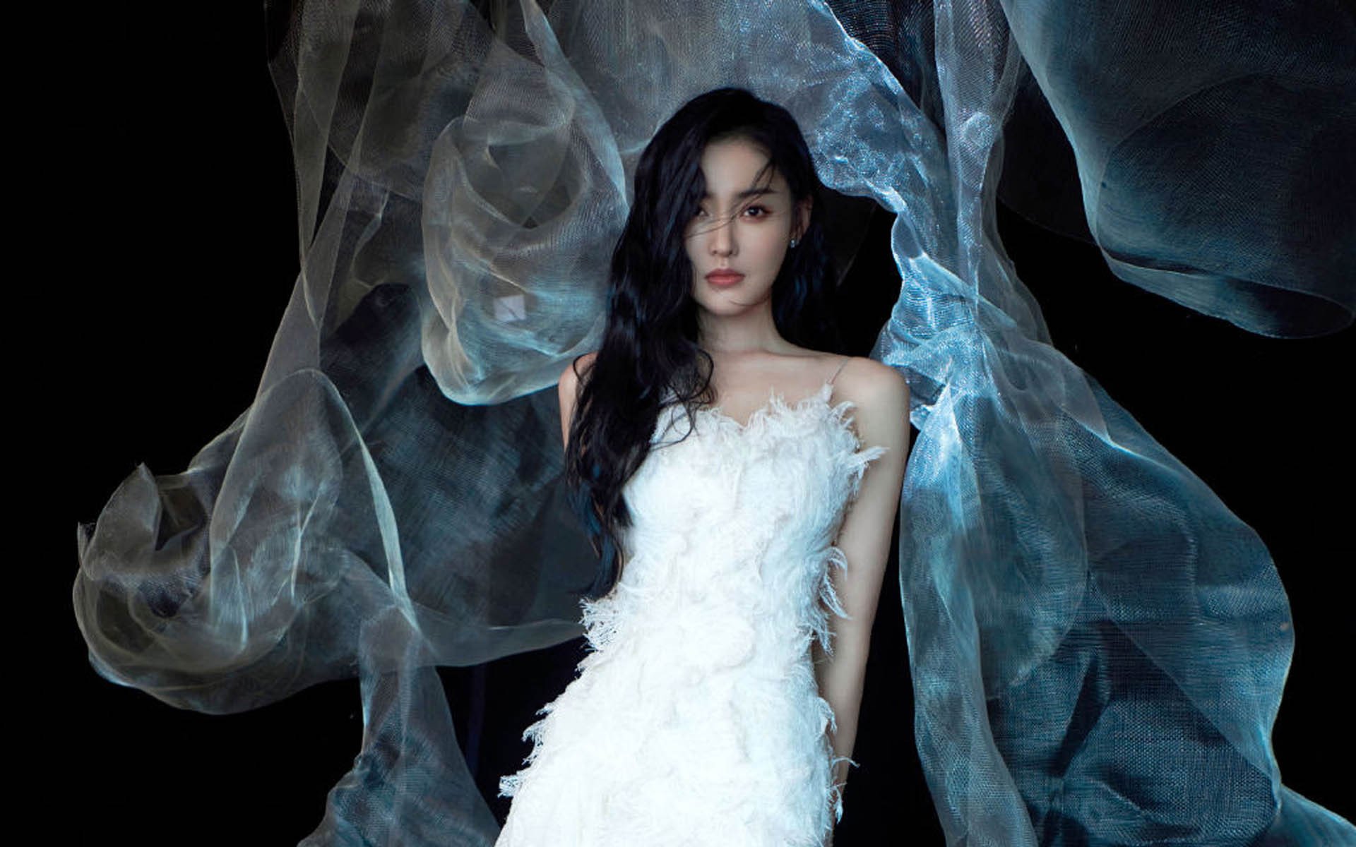 开云sport-双线制霸，当NBA的獠牙咬碎CBA王座，欧冠夜空升起美式新星