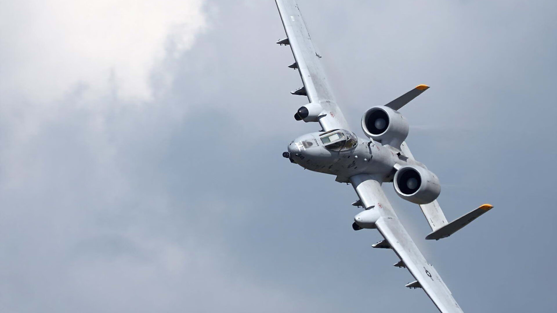 逆袭之夜，凡人之躯战胜神级数据的体育寓言