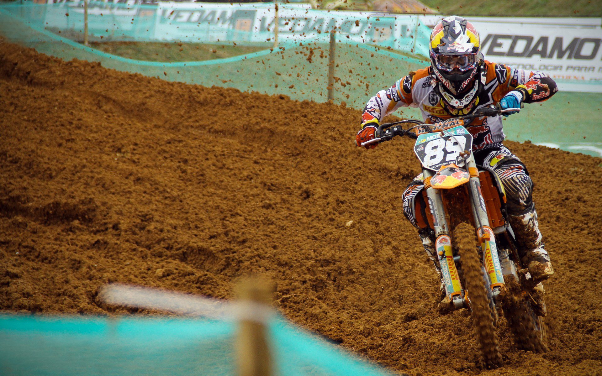 齿轮与雪原，当突尼斯的节奏哲学在加拿大冰原上奏响凯歌